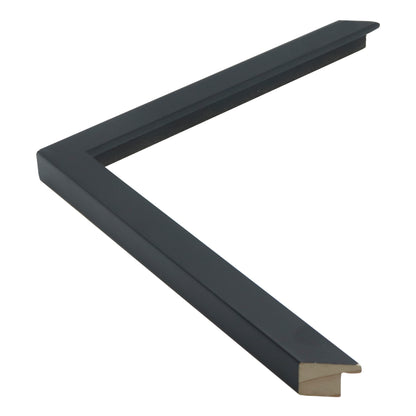 Siyah Mat Vernik Kaplamalı Ahşap Çerçeve