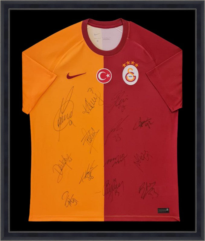 Kişiye Özel Forma Çerçeveleme – Özelleştirilebilir Ahşap Çerçeve ve Paspartu - Sarı / Kırmızı