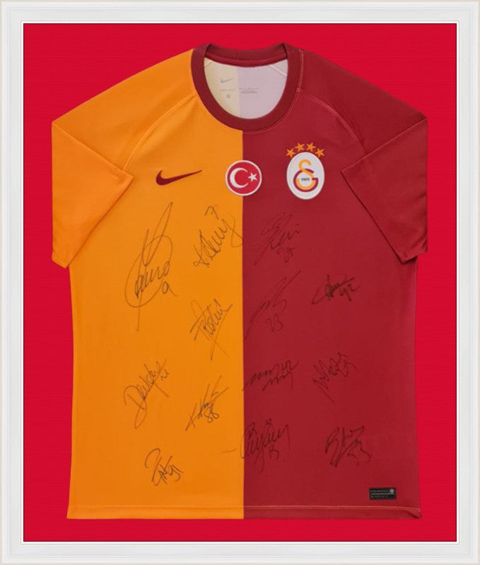 Kişiye Özel Forma Çerçeveleme – Özelleştirilebilir Ahşap Çerçeve ve Paspartu - Sarı / Kırmızı