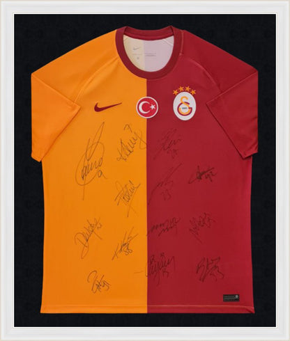 Kişiye Özel Forma Çerçeveleme – Özelleştirilebilir Ahşap Çerçeve ve Paspartu - Sarı / Kırmızı