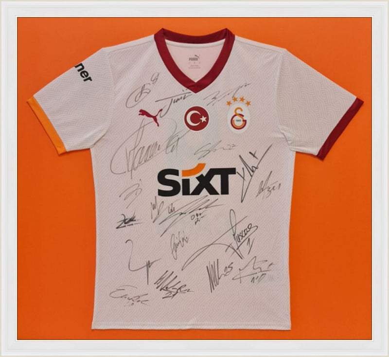 Özel Tasarım Forma Çerçevesi – Sarı / Kırmızı - Sade Açık Kol