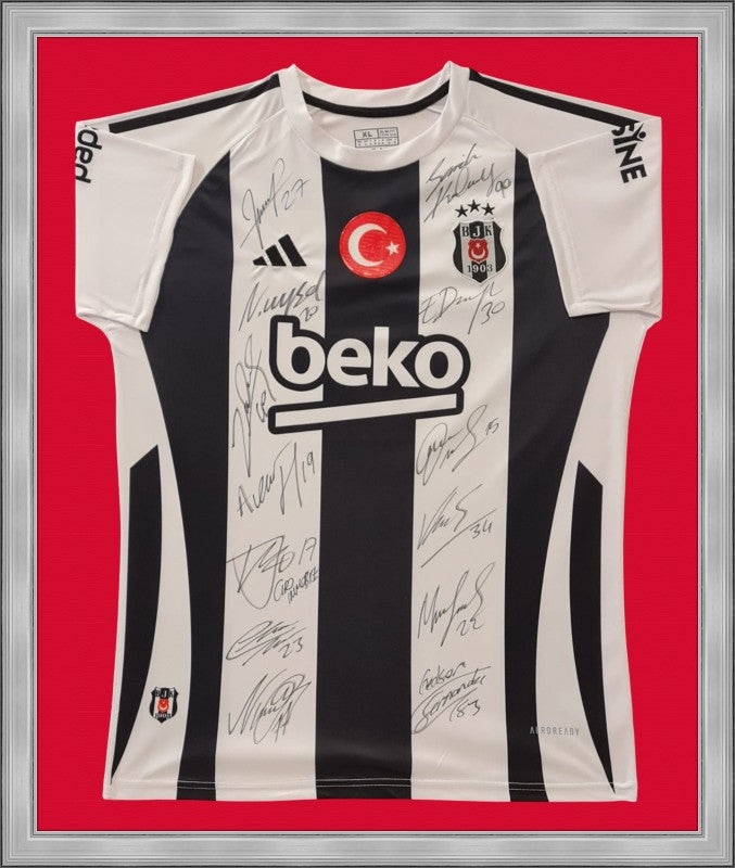 Kişiye Özel Forma Çerçeveleme – Özelleştirilebilir Ahşap Çerçeve ve Paspartu - Siyah / Beyaz