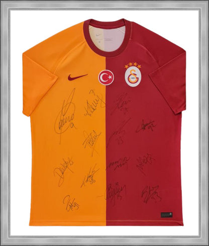 Kişiye Özel Forma Çerçeveleme – Özelleştirilebilir Ahşap Çerçeve ve Paspartu - Sarı / Kırmızı