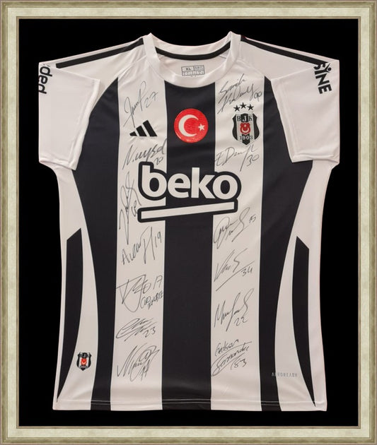 Kişiye Özel Forma Çerçeveleme – Özelleştirilebilir Ahşap Çerçeve ve Paspartu - Siyah / Beyaz