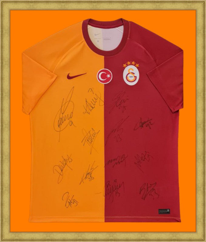 Kişiye Özel Forma Çerçeveleme – Özelleştirilebilir Ahşap Çerçeve ve Paspartu - Sarı / Kırmızı