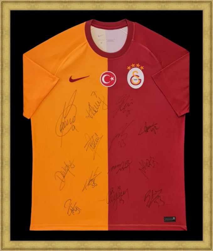 Kişiye Özel Forma Çerçeveleme – Özelleştirilebilir Ahşap Çerçeve ve Paspartu - Sarı / Kırmızı