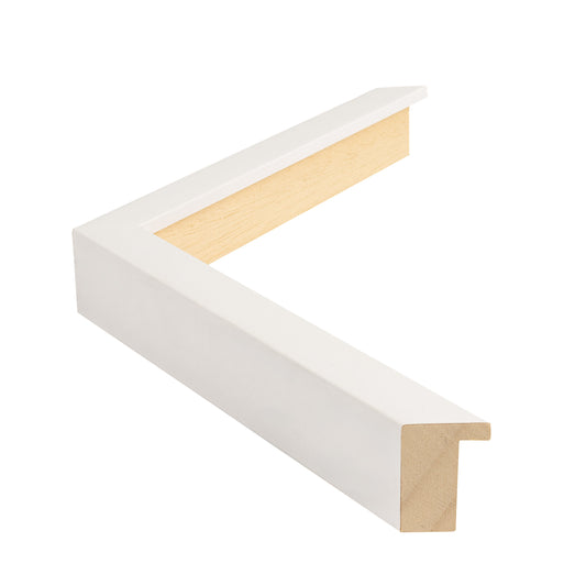 Mat Beyaz Ahşap Çerçeve - Vernik Kaplamalı