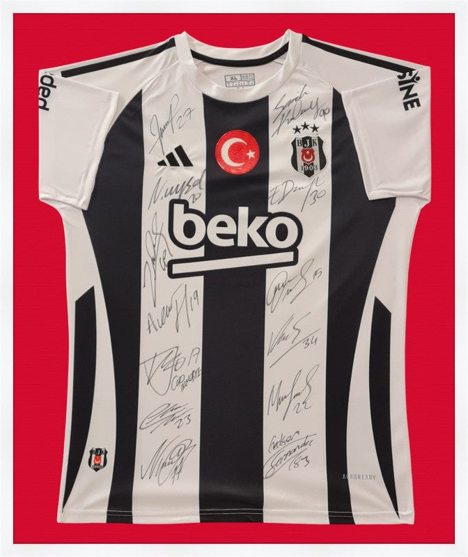 Kişiye Özel Forma Çerçeveleme – Özelleştirilebilir Ahşap Çerçeve ve Paspartu - Siyah / Beyaz