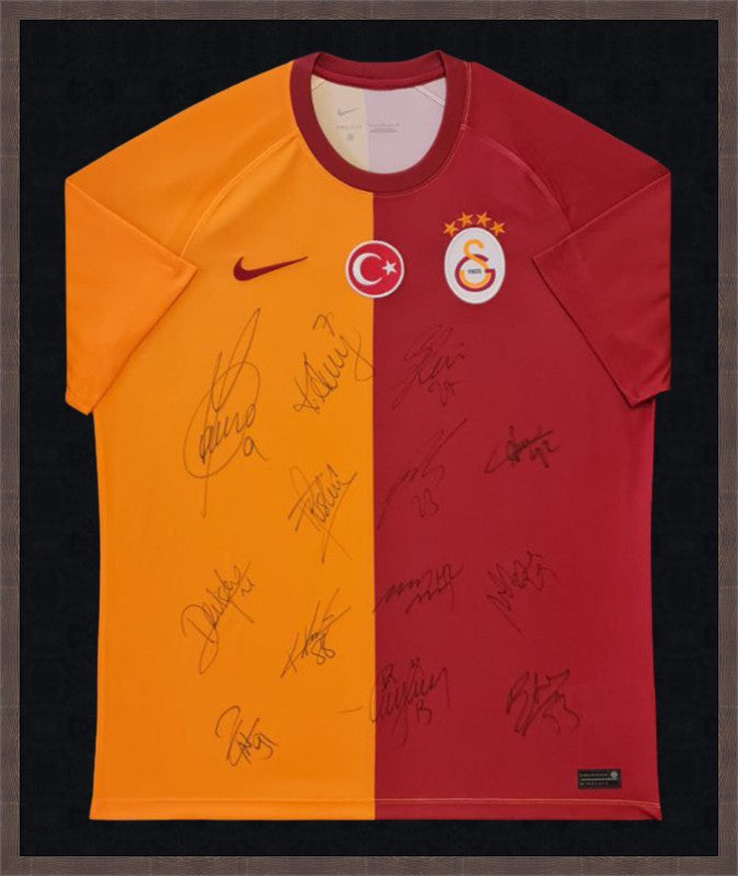 Kişiye Özel Forma Çerçeveleme – Özelleştirilebilir Ahşap Çerçeve ve Paspartu - Sarı / Kırmızı