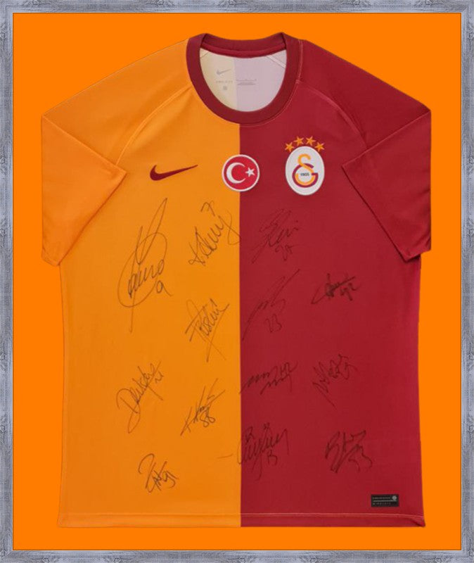 Kişiye Özel Forma Çerçeveleme – Özelleştirilebilir Ahşap Çerçeve ve Paspartu - Sarı / Kırmızı