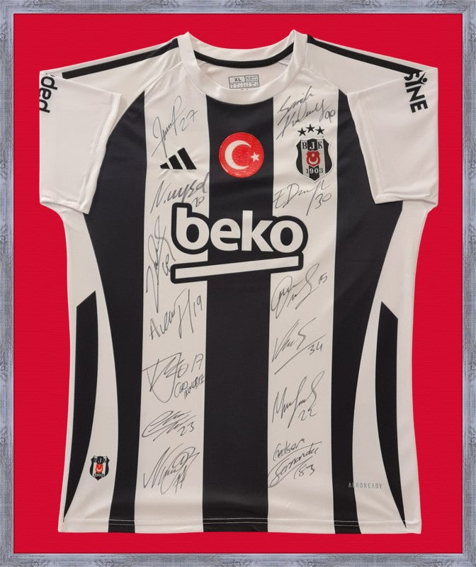 Kişiye Özel Forma Çerçeveleme – Özelleştirilebilir Ahşap Çerçeve ve Paspartu - Siyah / Beyaz