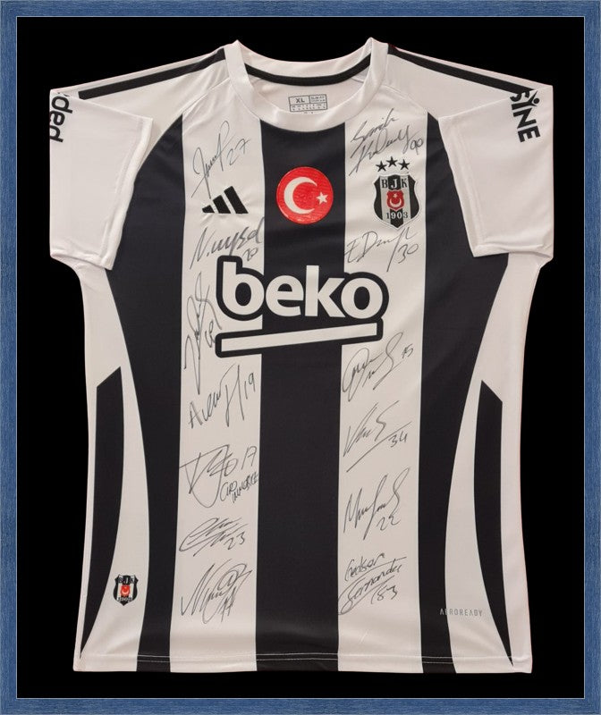 Kişiye Özel Forma Çerçeveleme – Özelleştirilebilir Ahşap Çerçeve ve Paspartu - Siyah / Beyaz