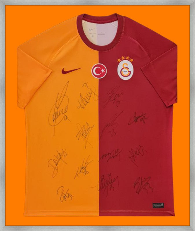 Kişiye Özel Forma Çerçeveleme – Özelleştirilebilir Ahşap Çerçeve ve Paspartu - Sarı / Kırmızı