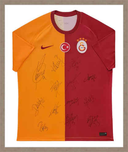 Kişiye Özel Forma Çerçeveleme – Özelleştirilebilir Ahşap Çerçeve ve Paspartu - Sarı / Kırmızı