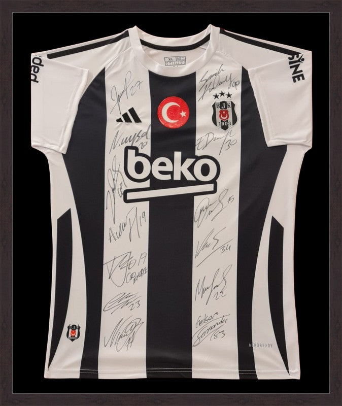 Kişiye Özel Forma Çerçeveleme – Özelleştirilebilir Ahşap Çerçeve ve Paspartu - Siyah / Beyaz