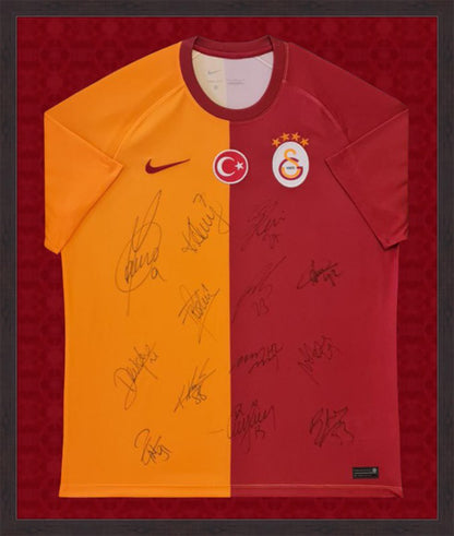 Kişiye Özel Forma Çerçeveleme – Özelleştirilebilir Ahşap Çerçeve ve Paspartu - Sarı / Kırmızı