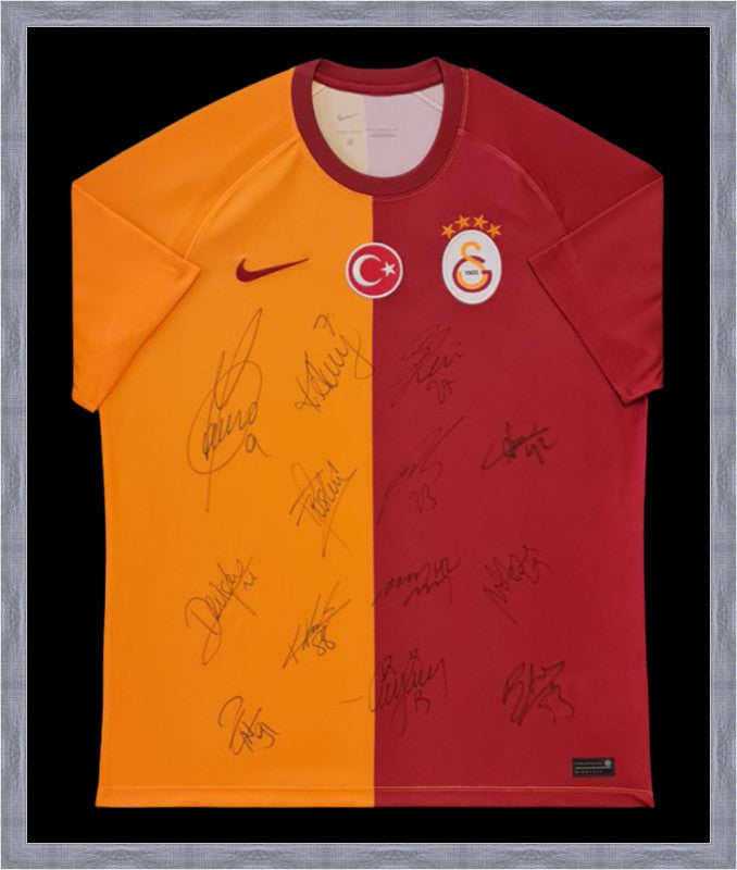 Kişiye Özel Forma Çerçeveleme – Özelleştirilebilir Ahşap Çerçeve ve Paspartu - Sarı / Kırmızı