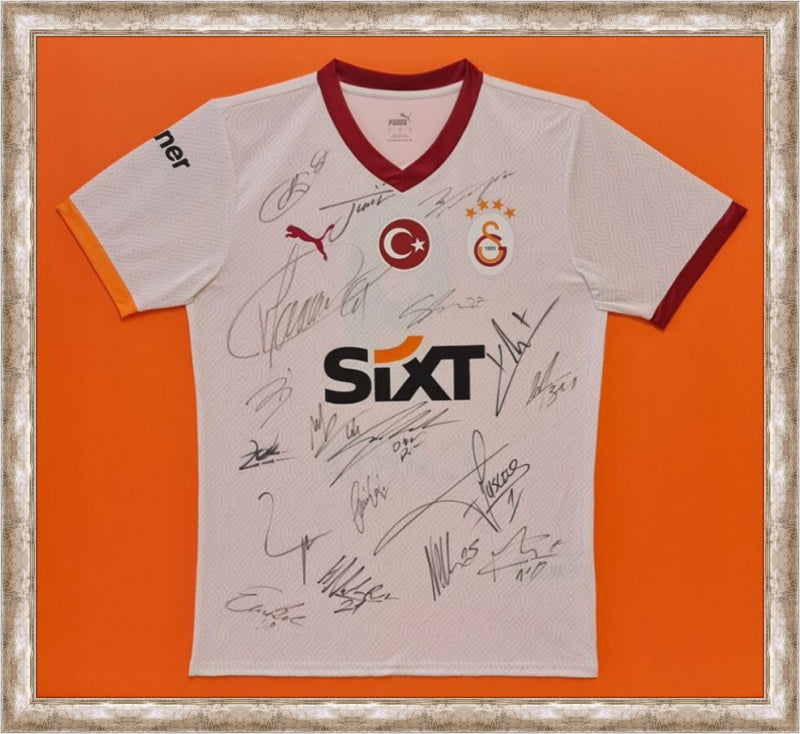 Özel Tasarım Forma Çerçevesi – Sarı / Kırmızı - Sade Açık Kol