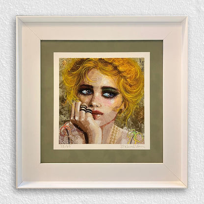 Beyaz Ahşap Çerçeve