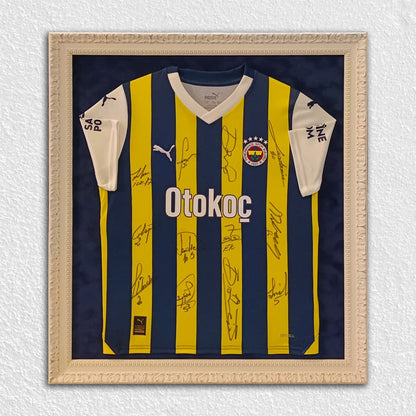 Beyaz Klasik Desenli Ahşap Çerçeve