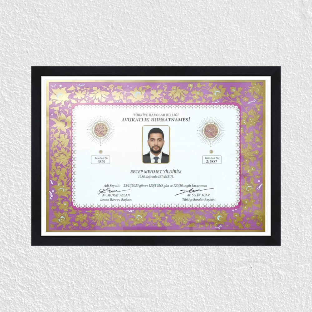 Avukatlık Ruhsatnamesi İçin Özel Ahşap Çerçeve – 48x33 cm Belgeler İçin Uygun - Özelleştirebilir