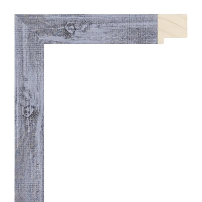 Gri Eskitilmiş Ahşap Çerçeve