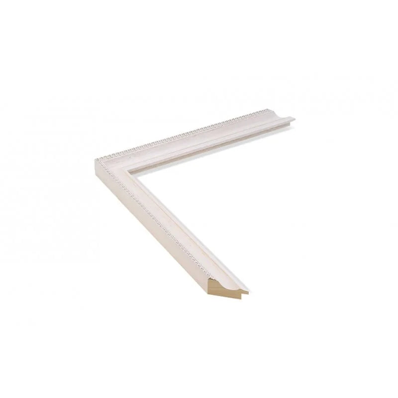 Beyaz Klasik Desenli Ahşap Çerçeve