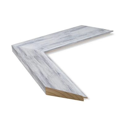 Beyaz Boyalı Ahşap Çerçeve