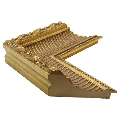 Altın Dekoratif İşlemeli Ahşap Çerçeve